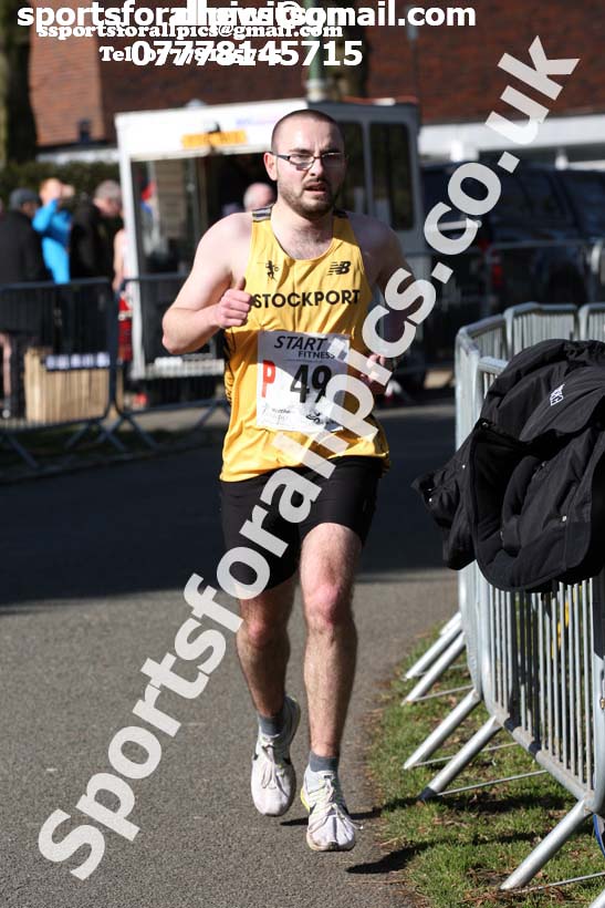 Senior mens Northern 12 Stage Road Relay Champs., Birkenhead Park. Photo: David T. Hewitson/Sports for All Pics